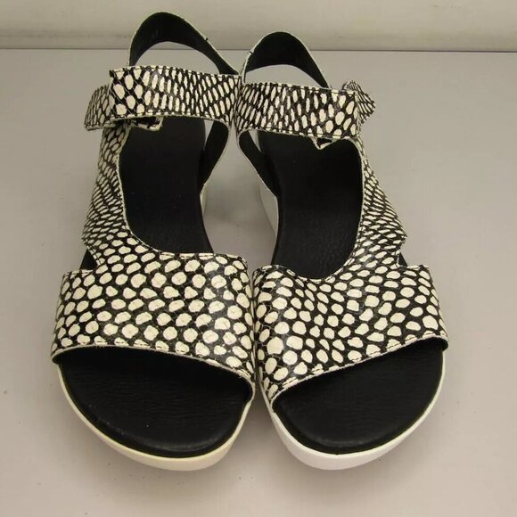 NEW ARCHE Womens Soqeto Sandals Wedge Hook & Loop Ankle Strap Cushioned Size 9 - Picture 2 of 12